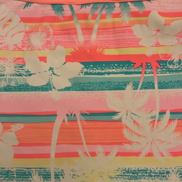 Tropical bikini - Picture 6 of 11